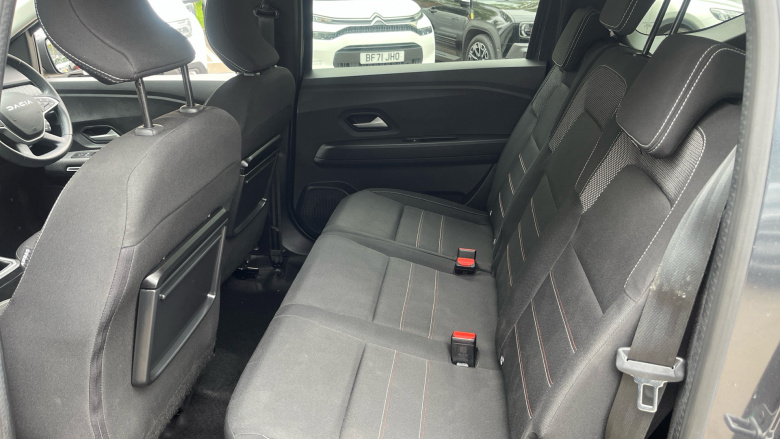 Dacia Jogger 1.0 TCe Extreme SE 5dr Petrol Estate